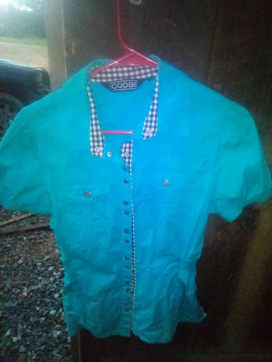 women coogi shirt - Clarksville, Tennessee - FleaMarketBay