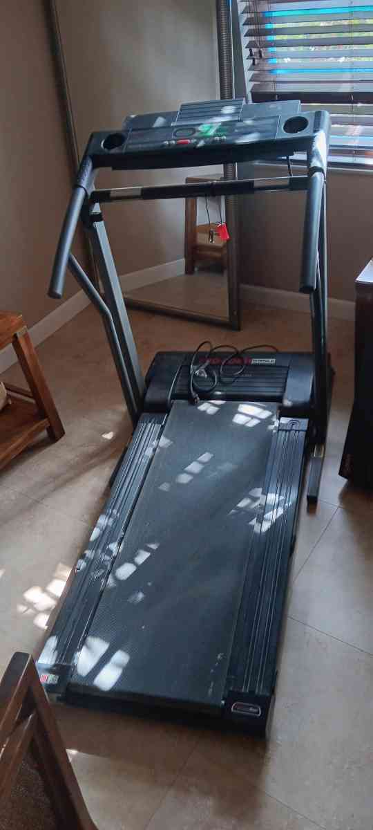pro form treadmill - Deerfield Beach, Florida - FleaMarketBay