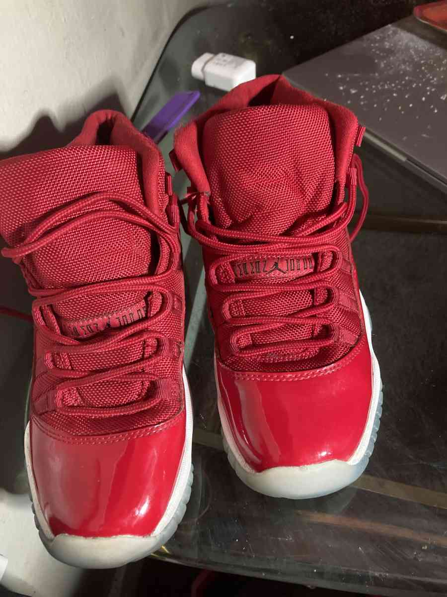 Jordans size 5  Snap N Go Stroller 120 for both - Winchester, Tennessee - FleaMarketBay