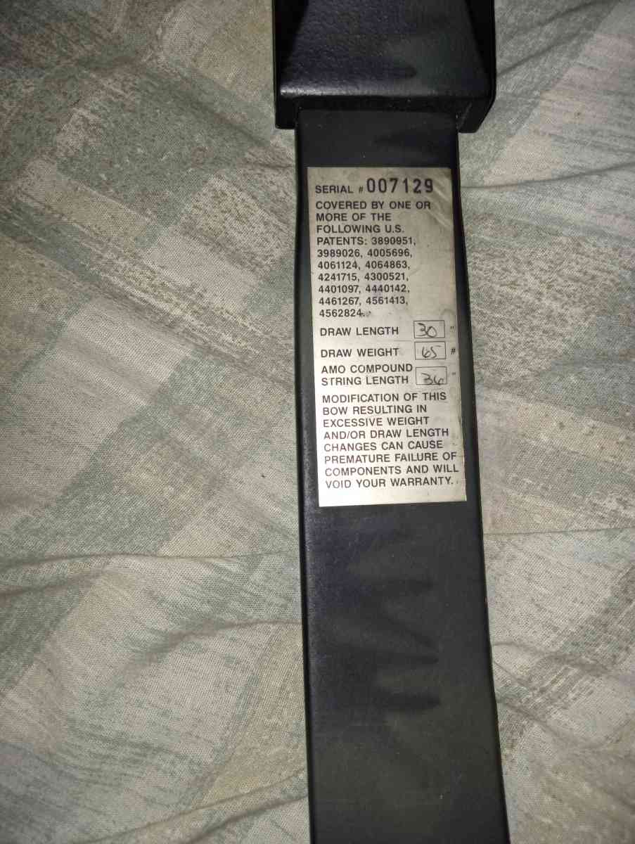 Fred Bear Signature Jennings Bow with 9 Arrows and Tips - Bunnell, Florida - FleaMarketBay