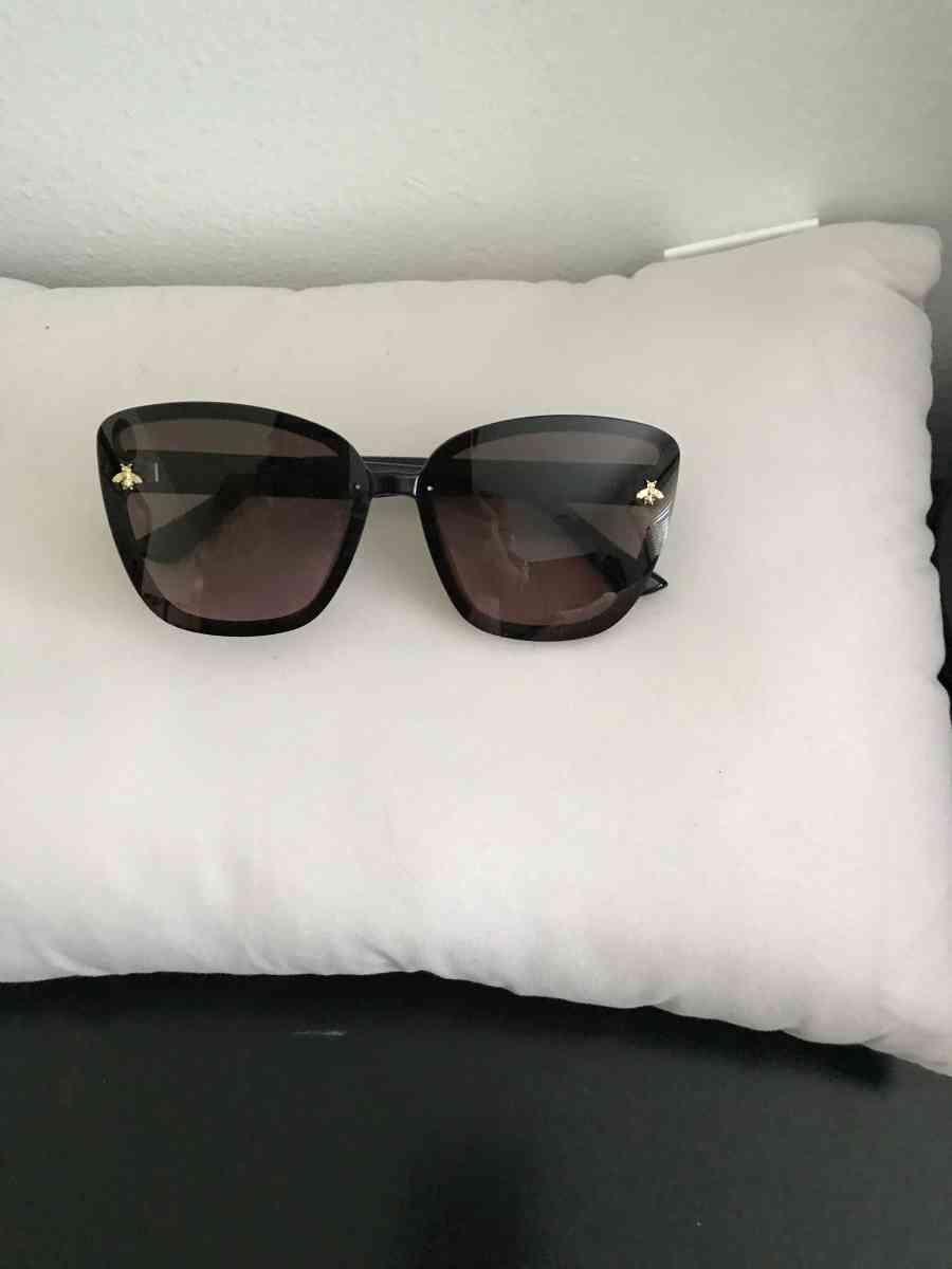 sunglasses - Renton, Washington