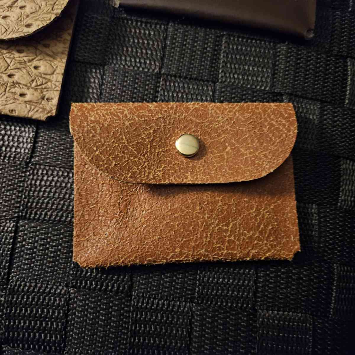 leather change purse  hand made - Buffalo, New York - FleaMarketBay