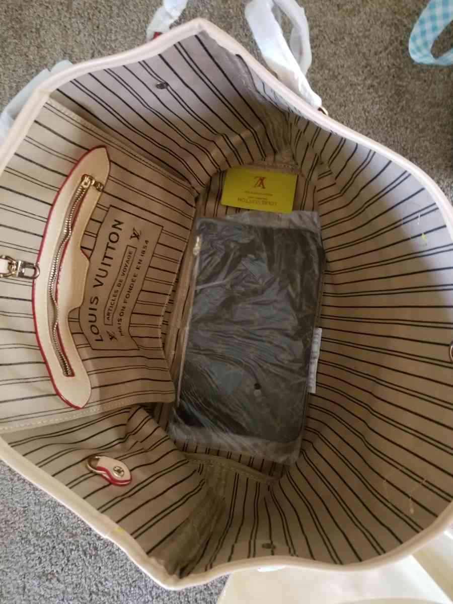 purse - Renton, Washington - FleaMarketBay