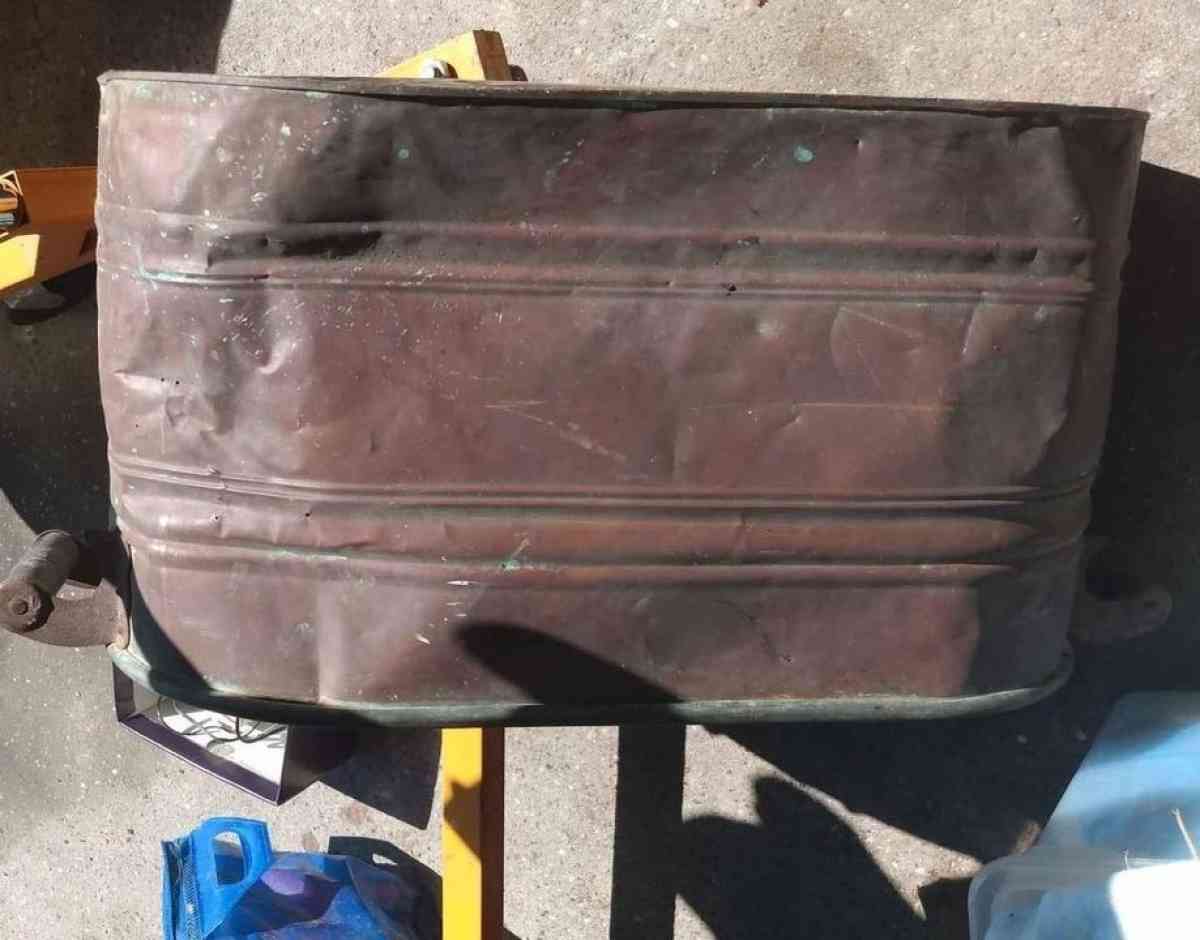 vintage primitive copper wash tub basin - Houston, Texas - FleaMarketBay
