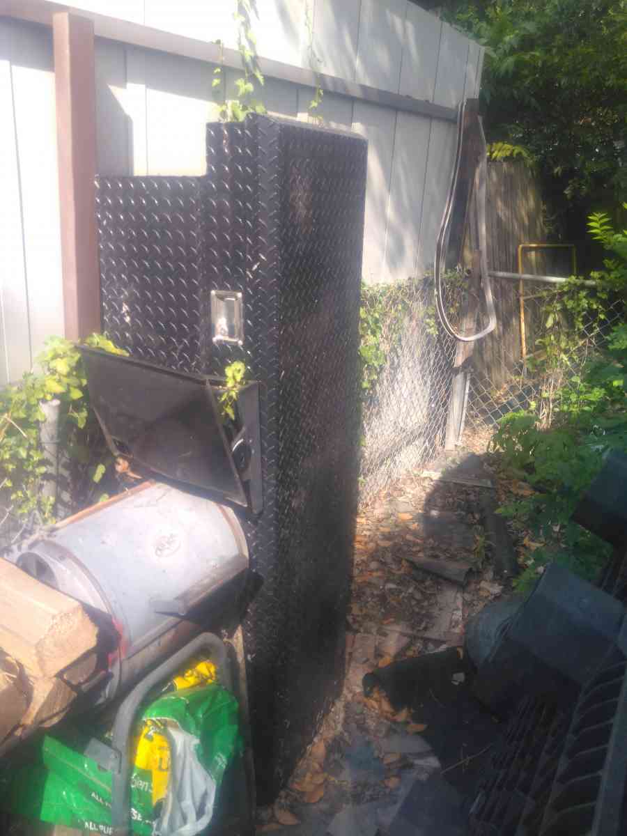 husky truck tool box Black - San Antonio, Texas