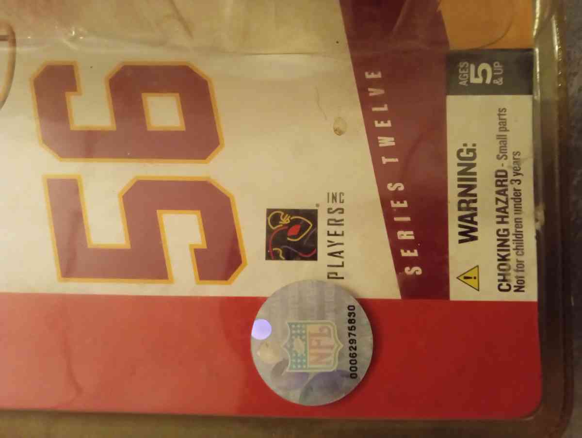NFL REDSKINS 56 Linebacker LAVAR ARRINGTON Series Twelve - Bunnell, Florida - FleaMarketBay