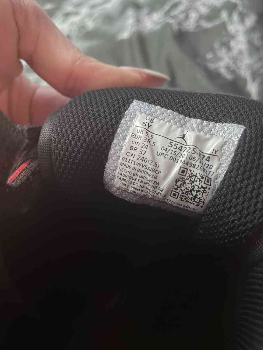 Jordan 1 Retros - Lutz, Florida - FleaMarketBay