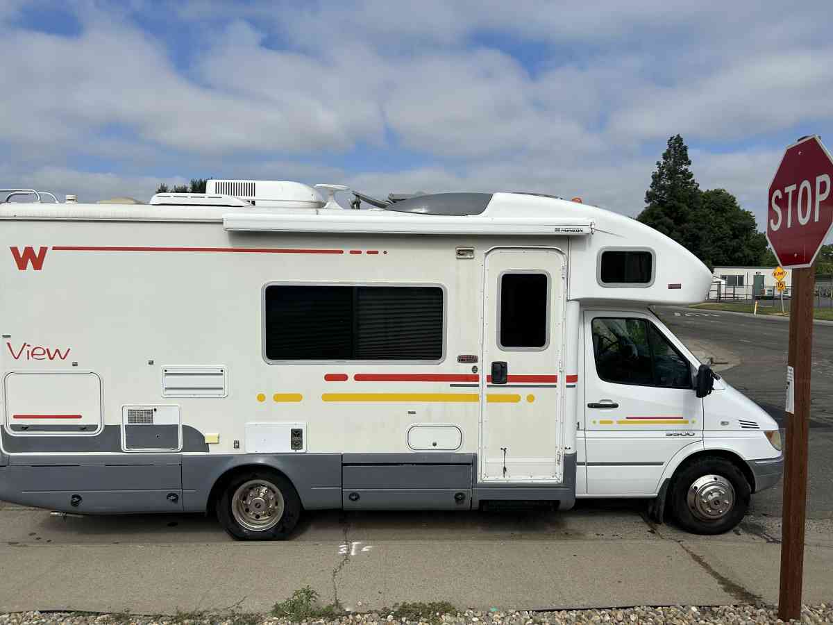 2005 Winnebago view 24ft - Sacramento, California - FleaMarketBay