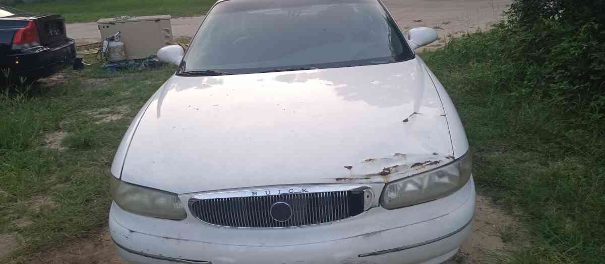 02 Buick century - Milton, Florida