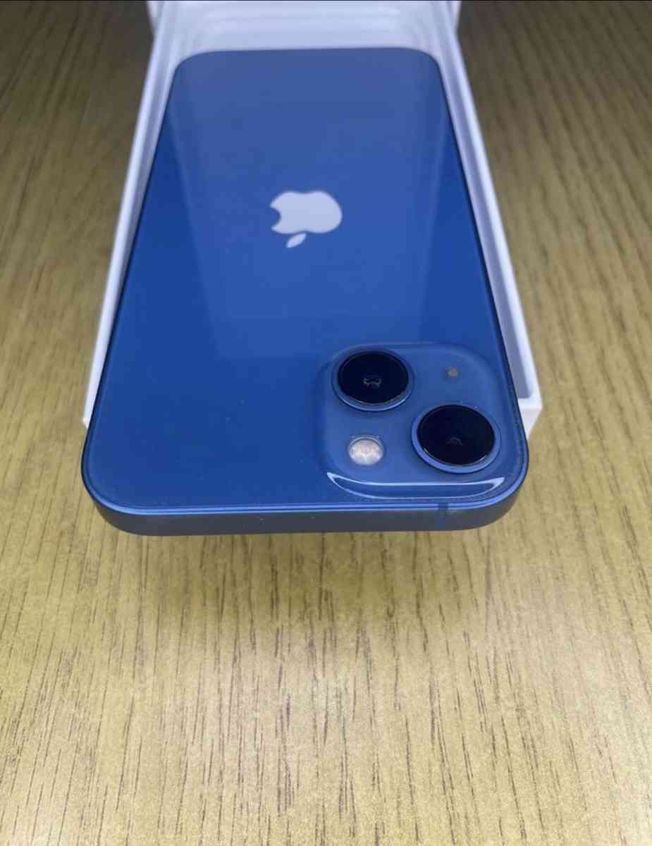 iPhone 13 - Alicia, Arkansas - FleaMarketBay