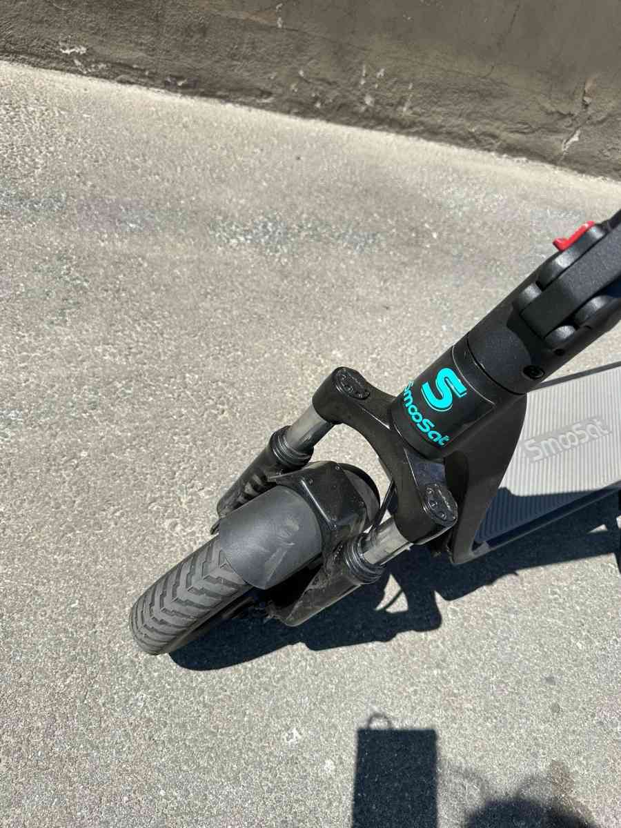 Electric Folding Scooter APP control 30 Miles Real Range Up - Claremont, California - FleaMarketBay