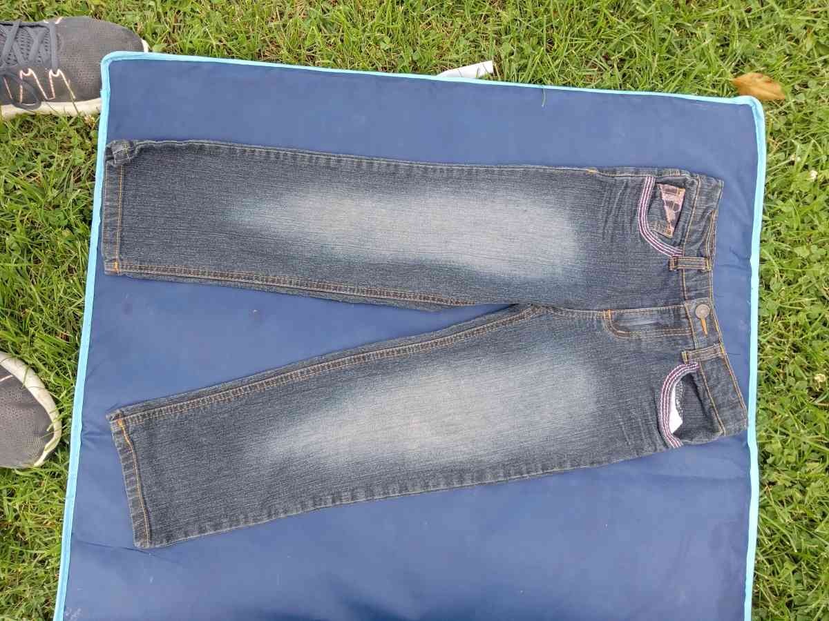 pants size 7 - Manchester, Tennessee - FleaMarketBay