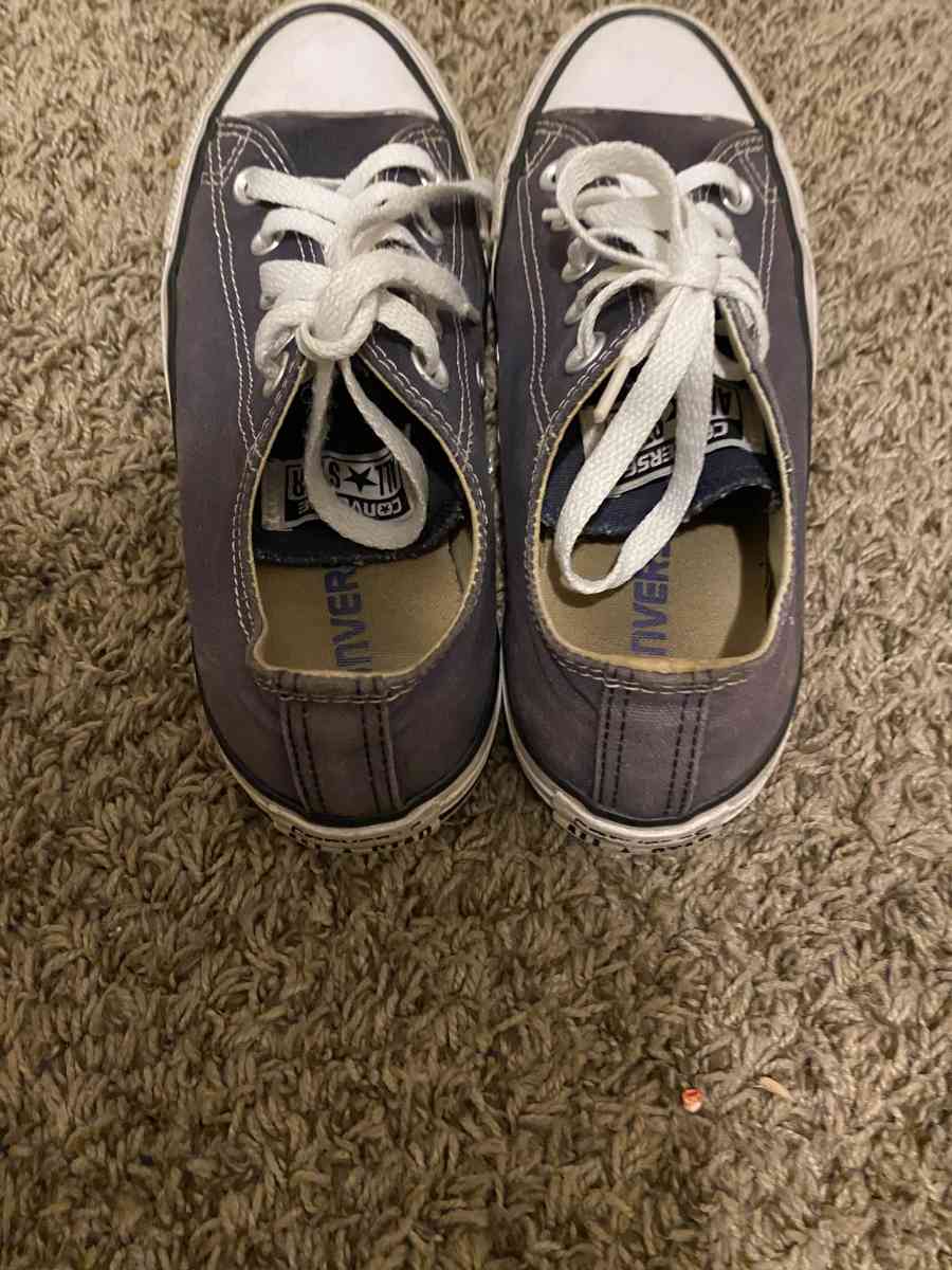 blue converse - Dayton, Ohio - FleaMarketBay