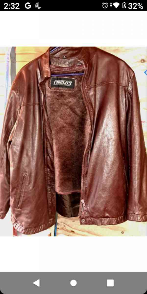 womans leather jacket with zip out liner - Splendora, Texas - FleaMarketBay