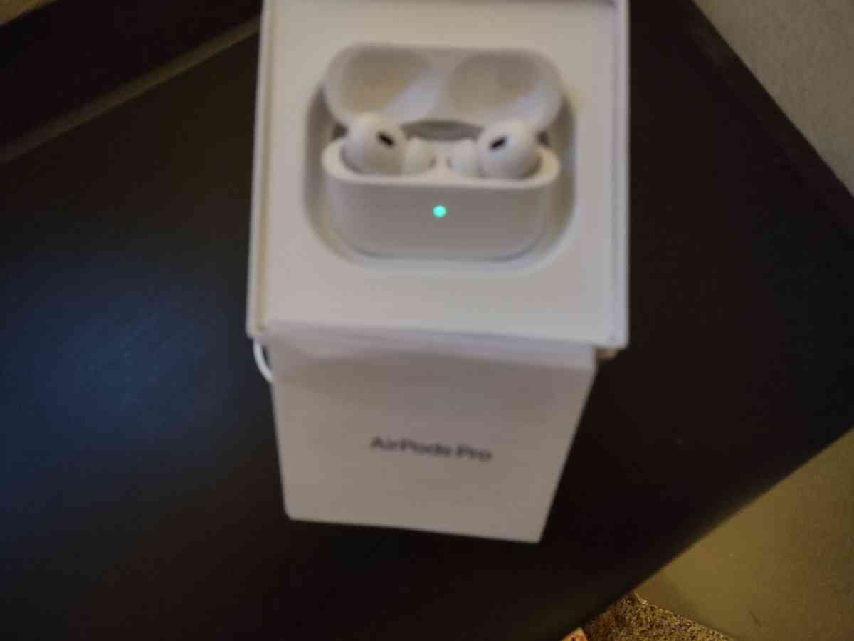 airpods pro 2 - San Diego, California