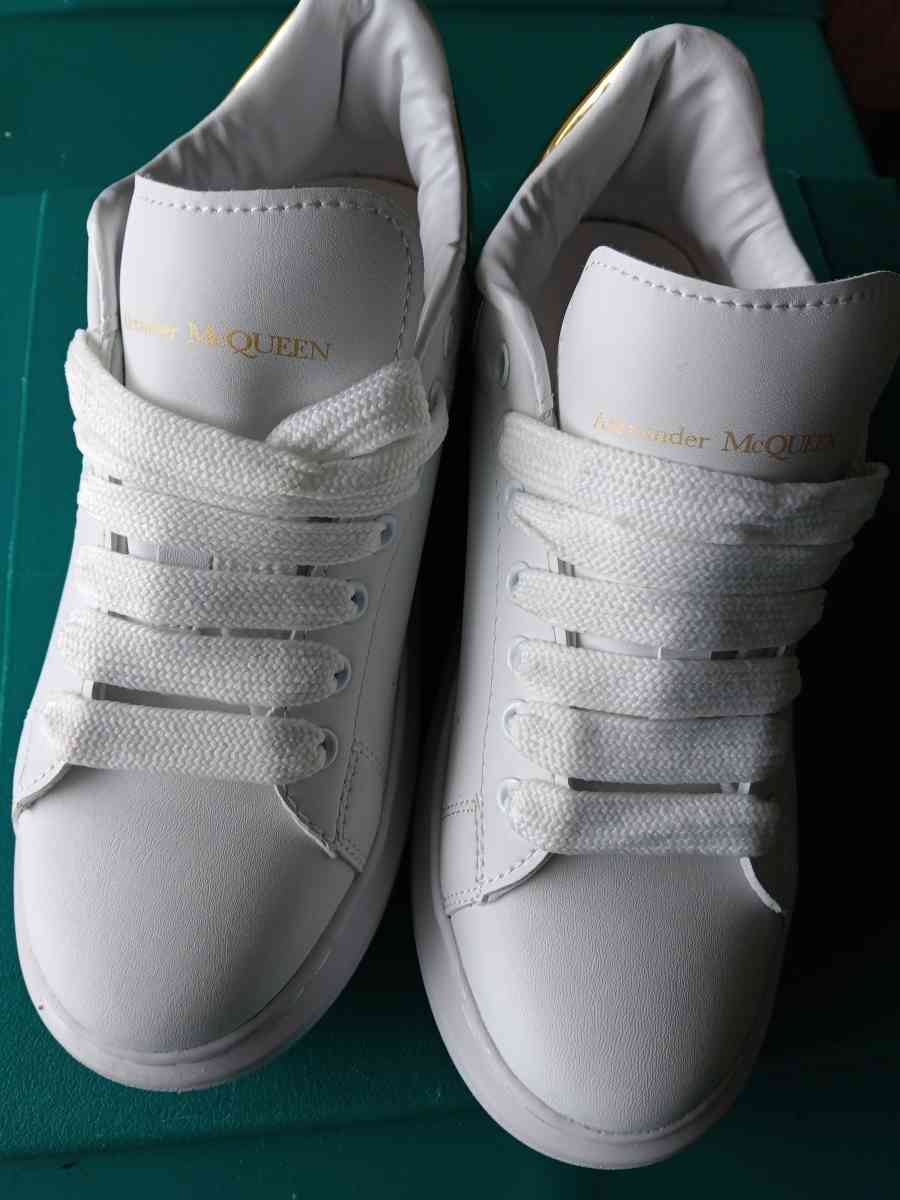 Alexander McQueen white fashion sheakers - Deltona, Florida