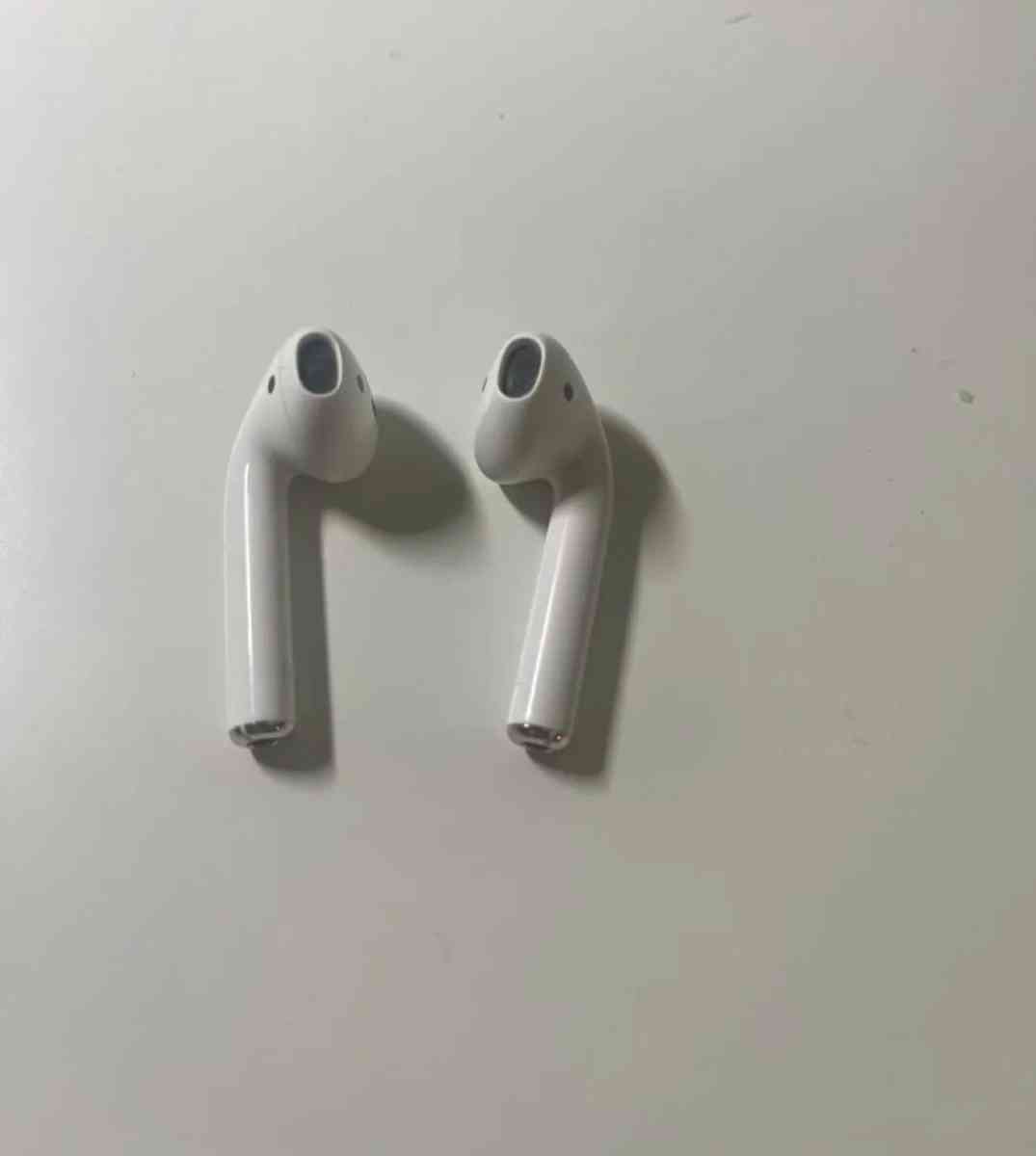 AirPod 1st Generation - Orlando, Florida - FleaMarketBay