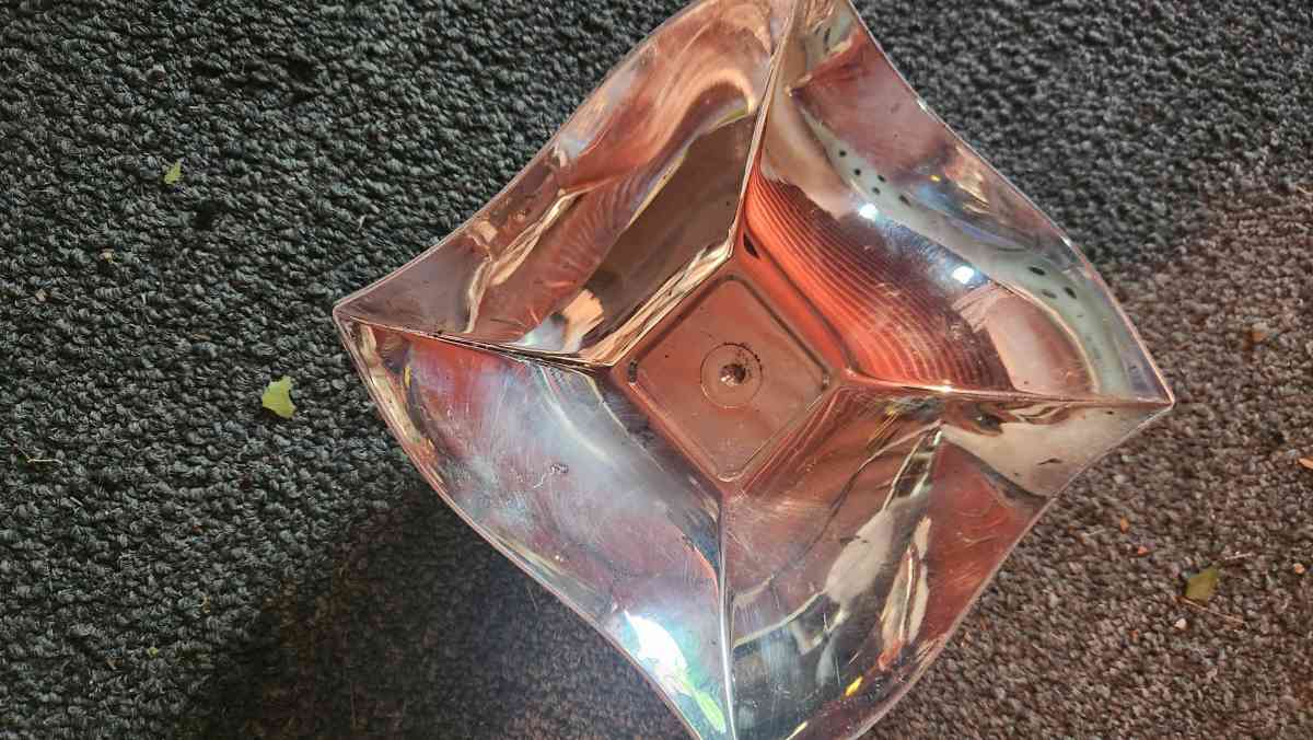 Small Candy Dish - Hawley, Pennsylvania - FleaMarketBay