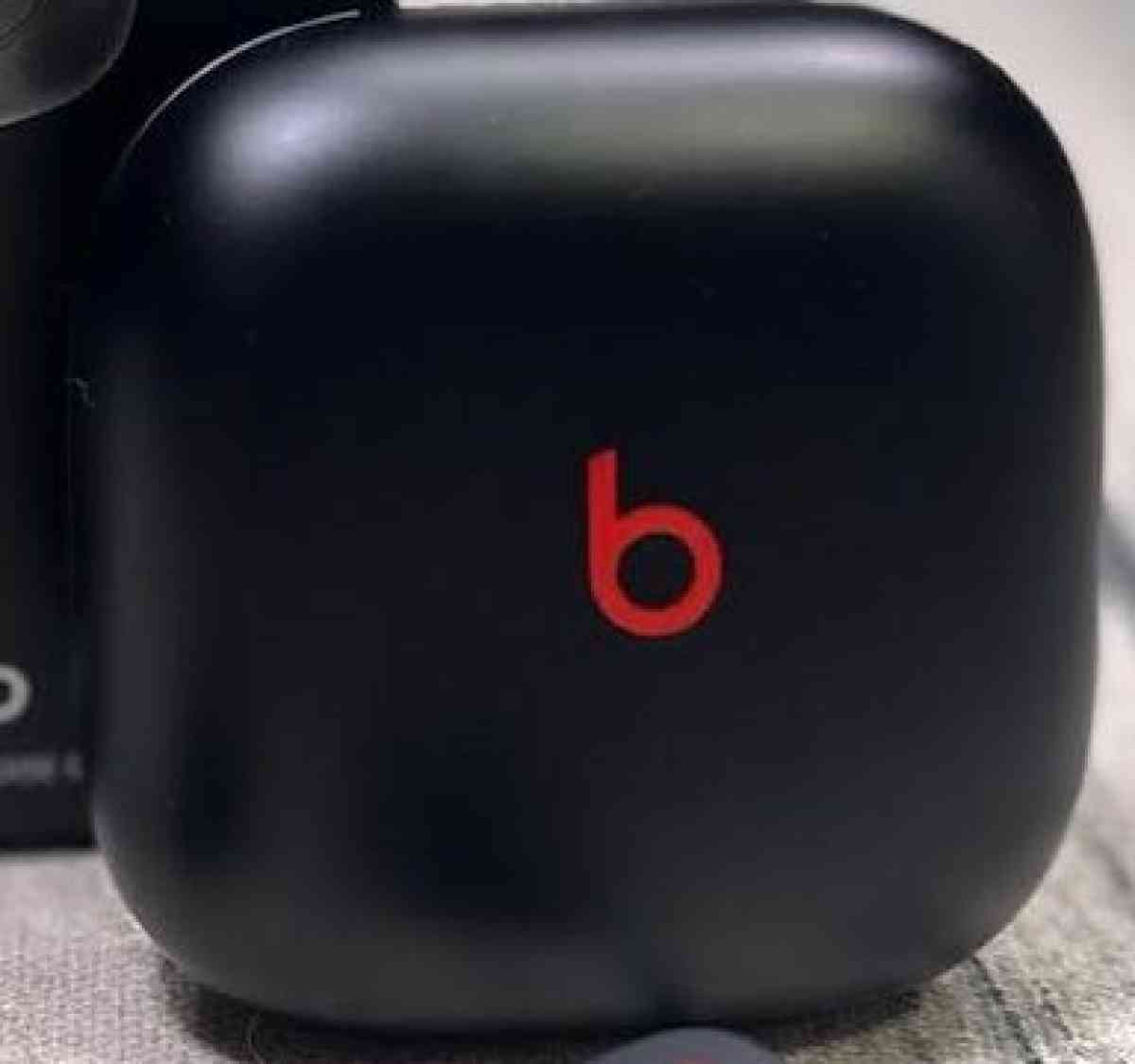 DrDre beats earphones - Arizona City, Arizona