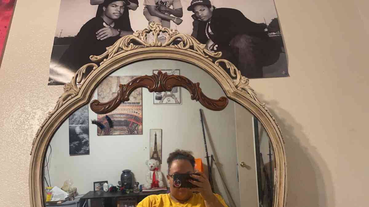 vanity - Colorado Springs, Colorado - FleaMarketBay