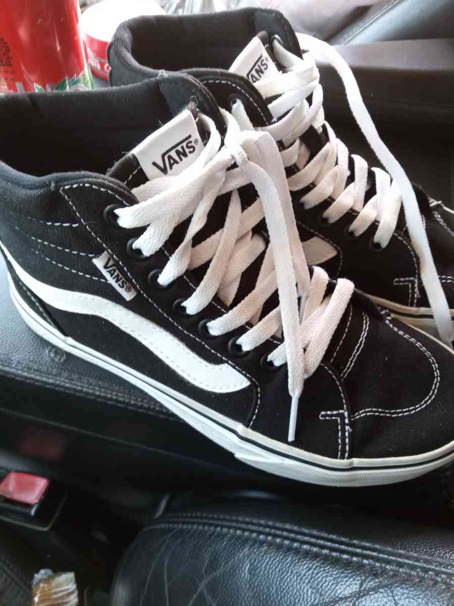 vans womens 6 and half - Costa Mesa, California