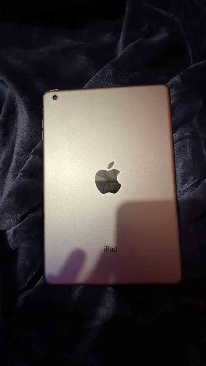 iPad and Lenovo tab - Butler, Ohio - FleaMarketBay