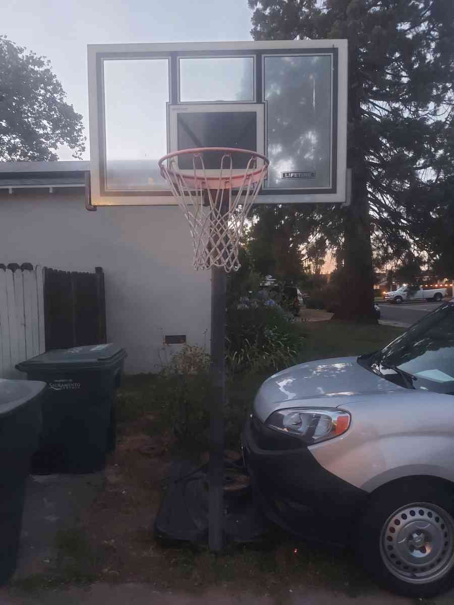 basketball  Court - Cool, California