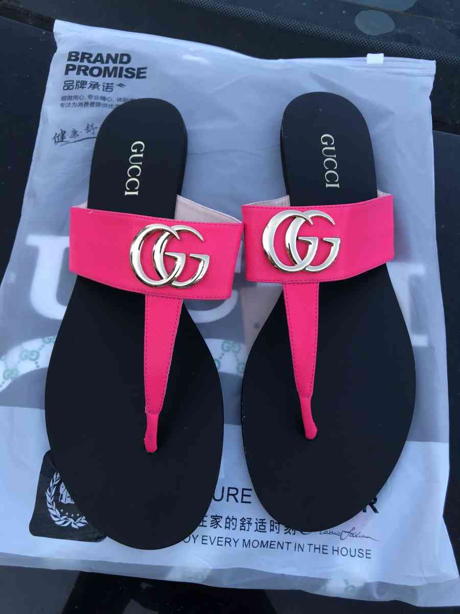 sandal - Renton, Washington