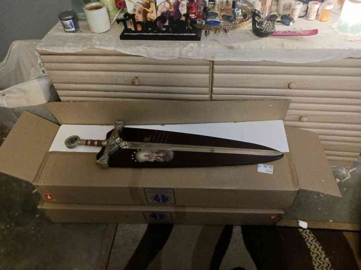 ST GABRIEL ARCHANGELS SWORDS - Hernando, Florida - FleaMarketBay