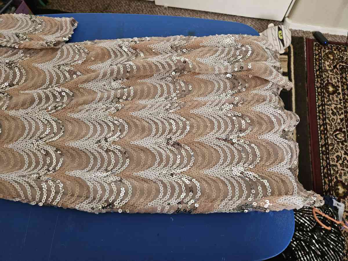 Dress - Surprise, Arizona - FleaMarketBay