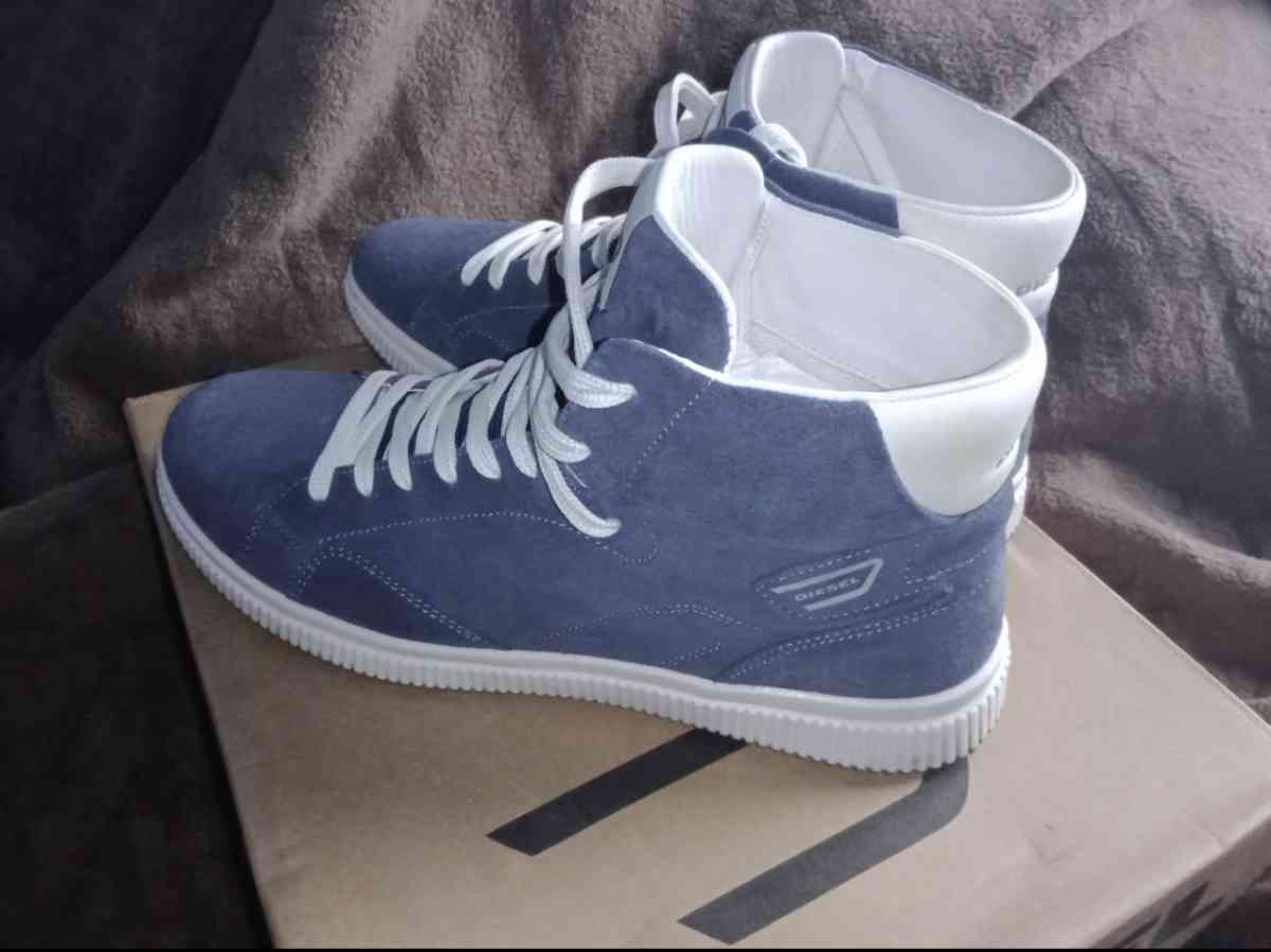 Diesel mens Sneakers - Los Angeles, California - FleaMarketBay