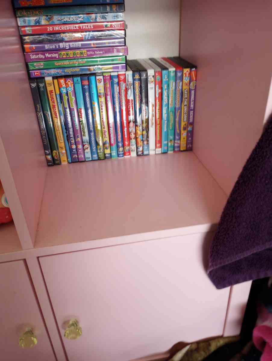 two bedroom apartment everything must go 2000 - Lebanon, Ohio - FleaMarketBay