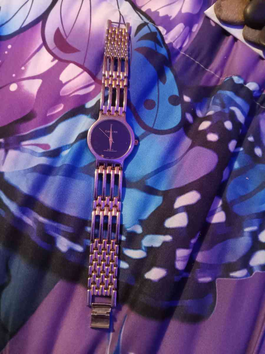 A Women watch - Taylorsville, North Carolina