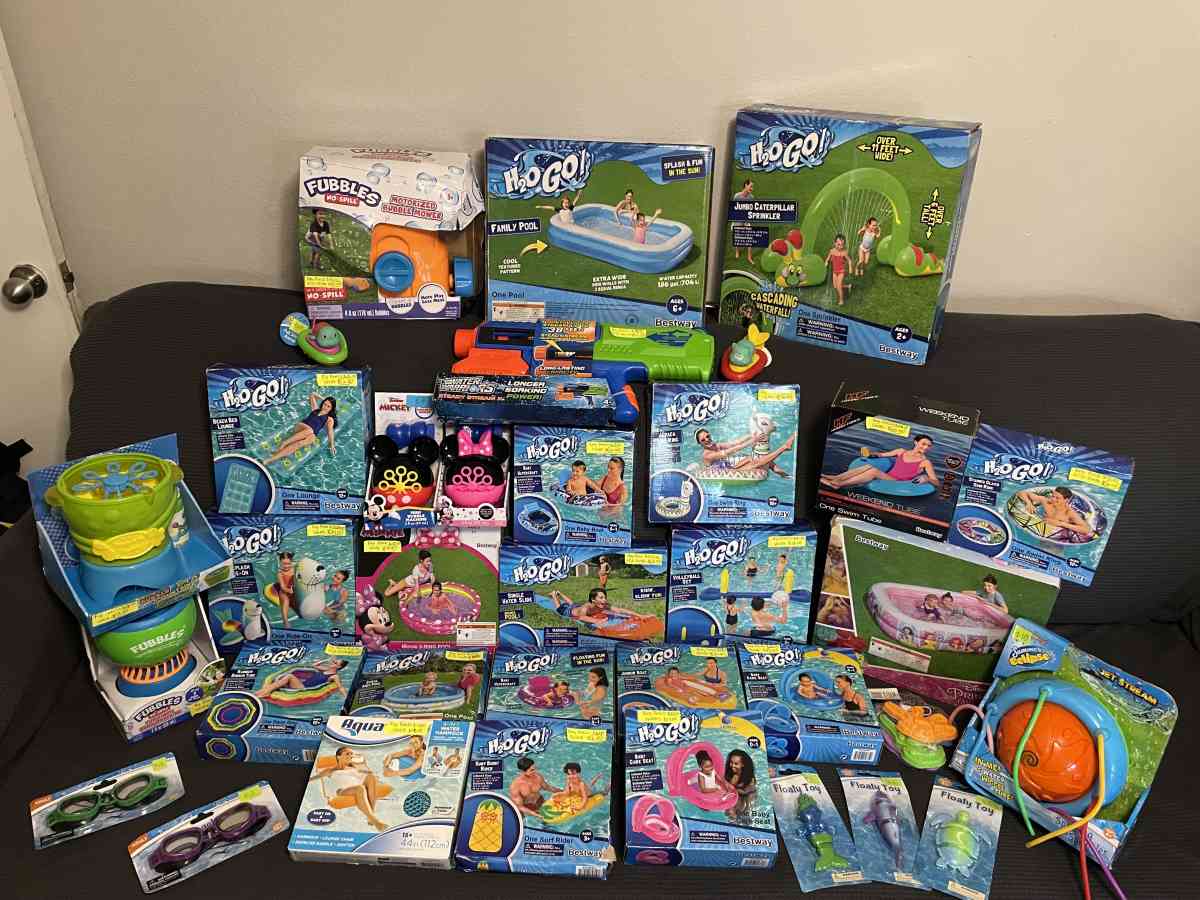 SUMMER POOL TOYS AND BEACHES - Pasadena, Texas