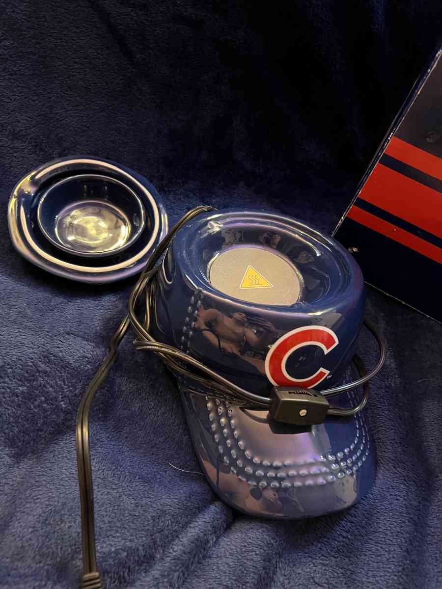 Chicago cubs authentic wax warmer - Springfield, Oregon - FleaMarketBay