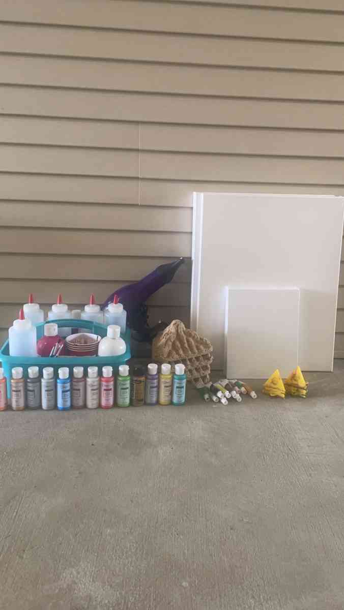 art supplies - Clarksville, Tennessee - FleaMarketBay