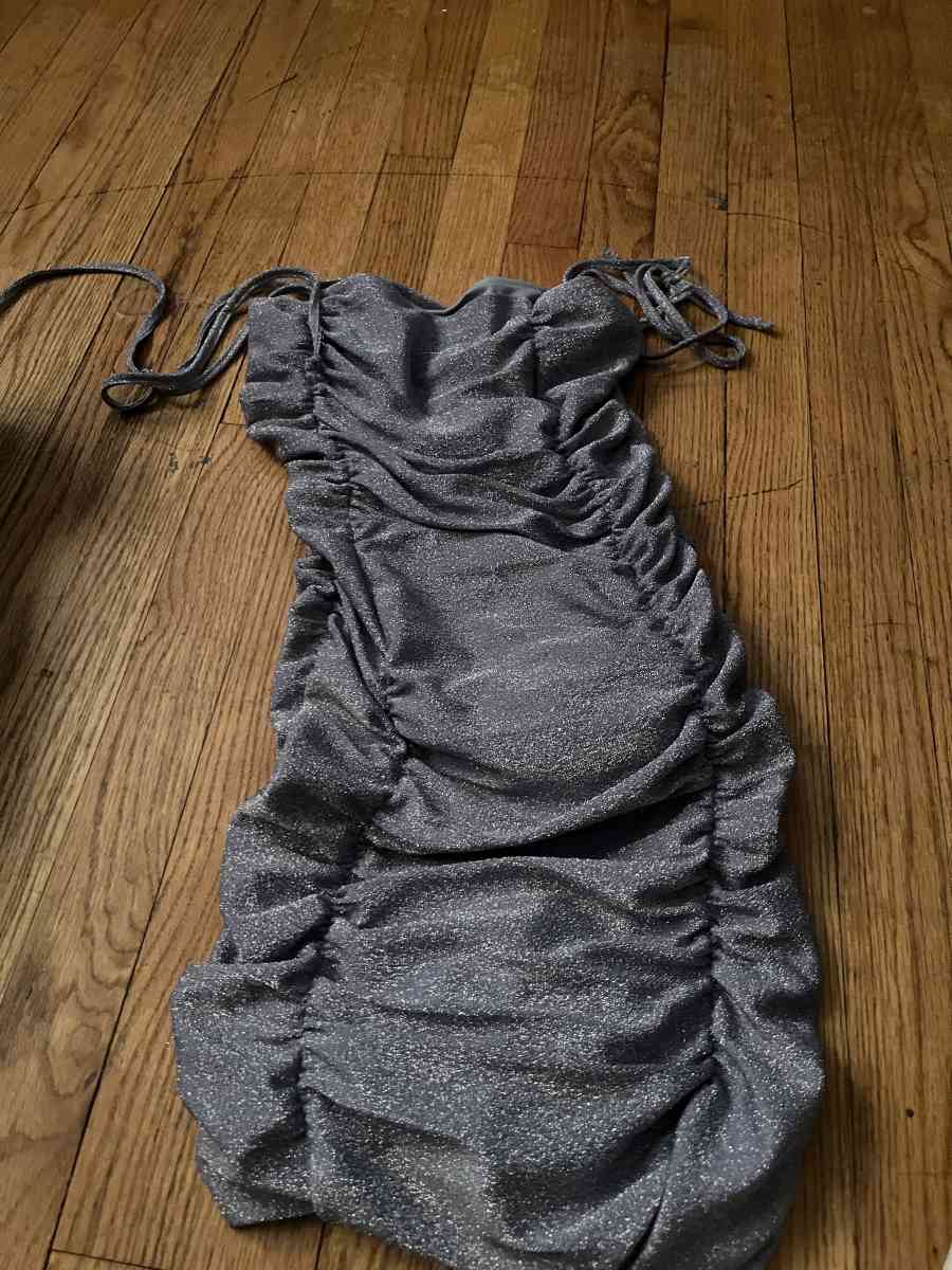 dresses - Addieville, Illinois - FleaMarketBay