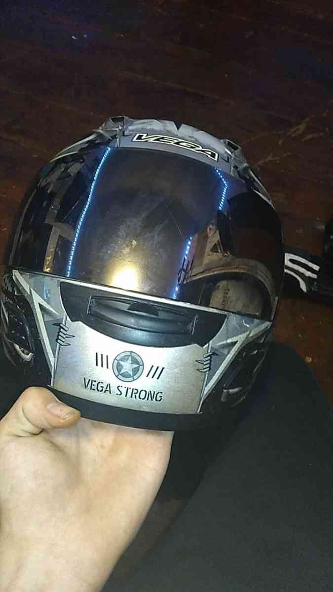 Motorcycle helmet - Pocono Summit, Pennsylvania