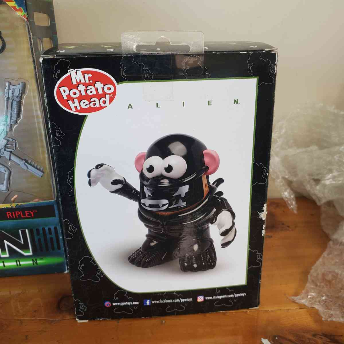 Vintage Alien Resurrection Ripley And Rare Mr Potato Head - Eden, North Carolina - FleaMarketBay