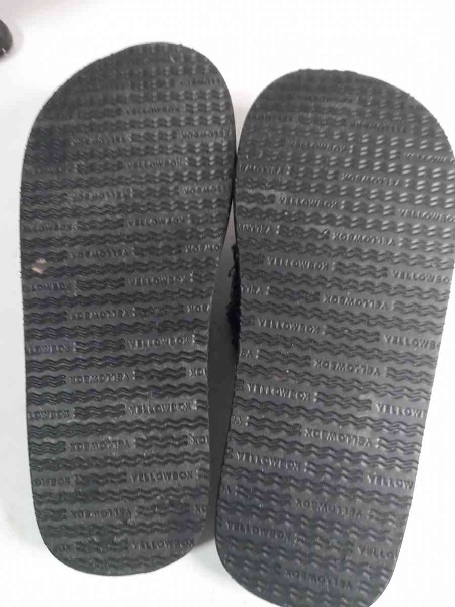 Yellow Box Flip Flops - Dothan, Alabama - FleaMarketBay