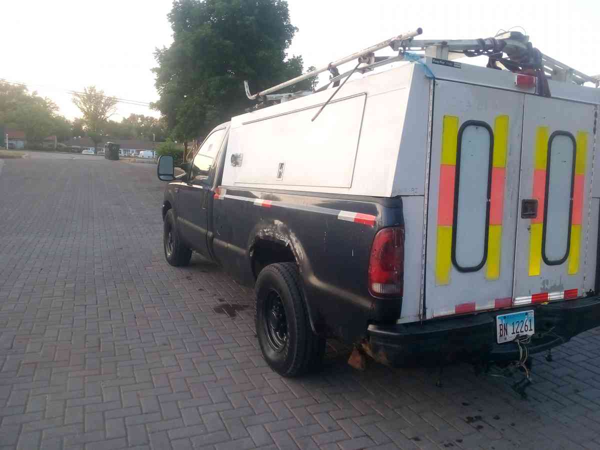 Ford 250 2004 145 mil millas en buenas condiciones - Elgin, Illinois - FleaMarketBay