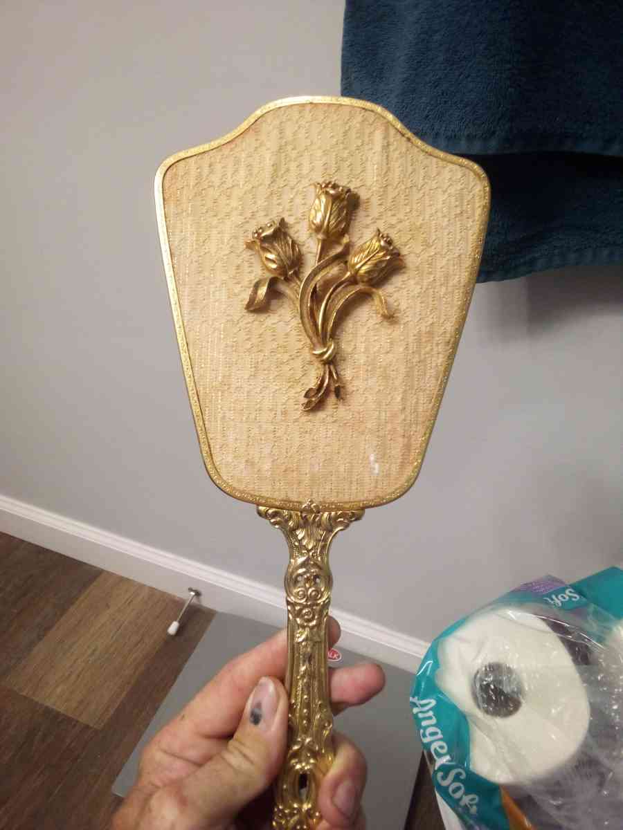 vintage hand held antique mirror - Crawfordsville, Indiana - FleaMarketBay