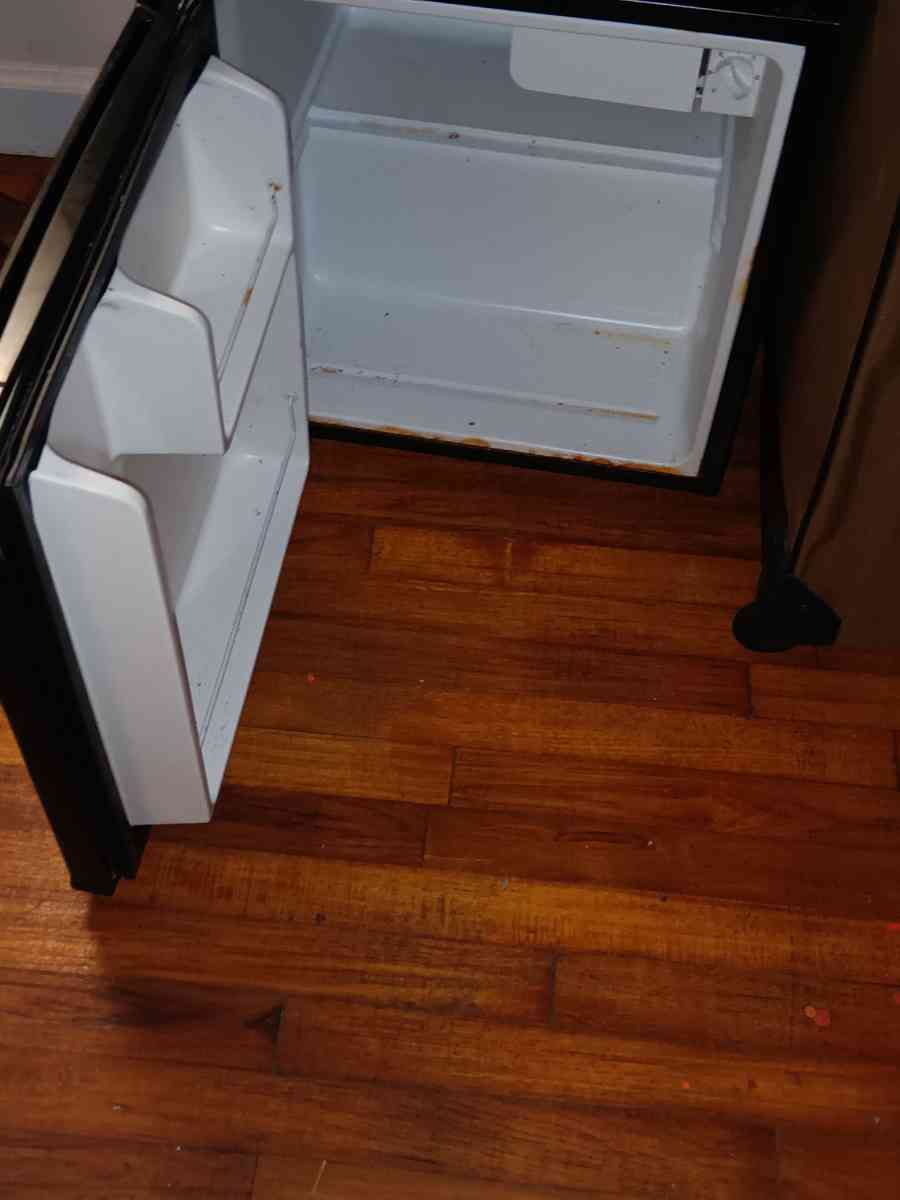2 mini apartment size refrigerators - Lagrange, Georgia
