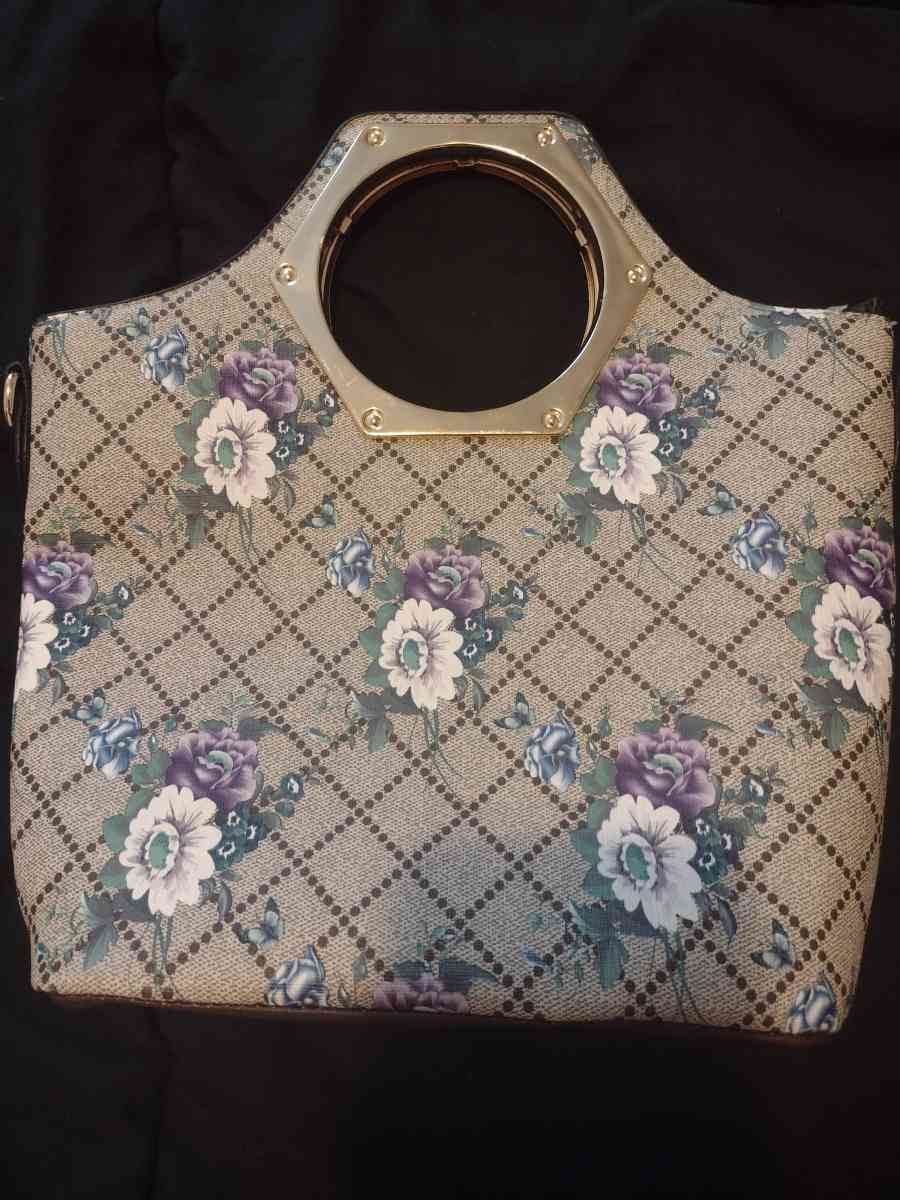 pocketbook - Kannapolis, North Carolina