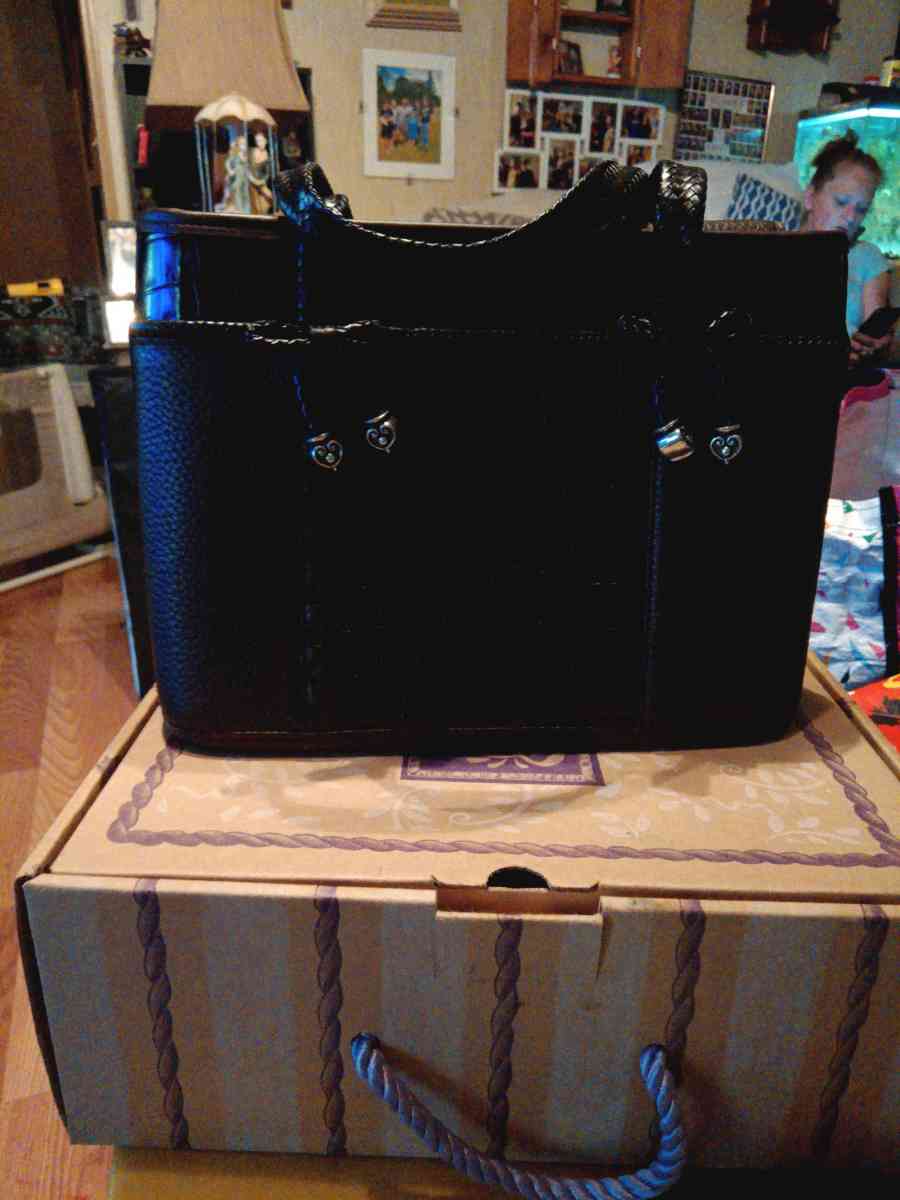 Pandora chocolate Brighton purse - Fair Play, South Carolina - FleaMarketBay