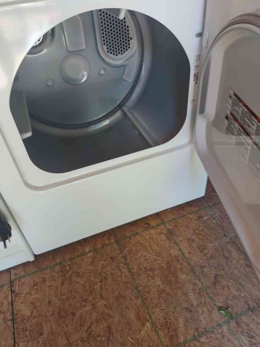 wirlpool and amana washer dryer - San Antonio, Texas - FleaMarketBay