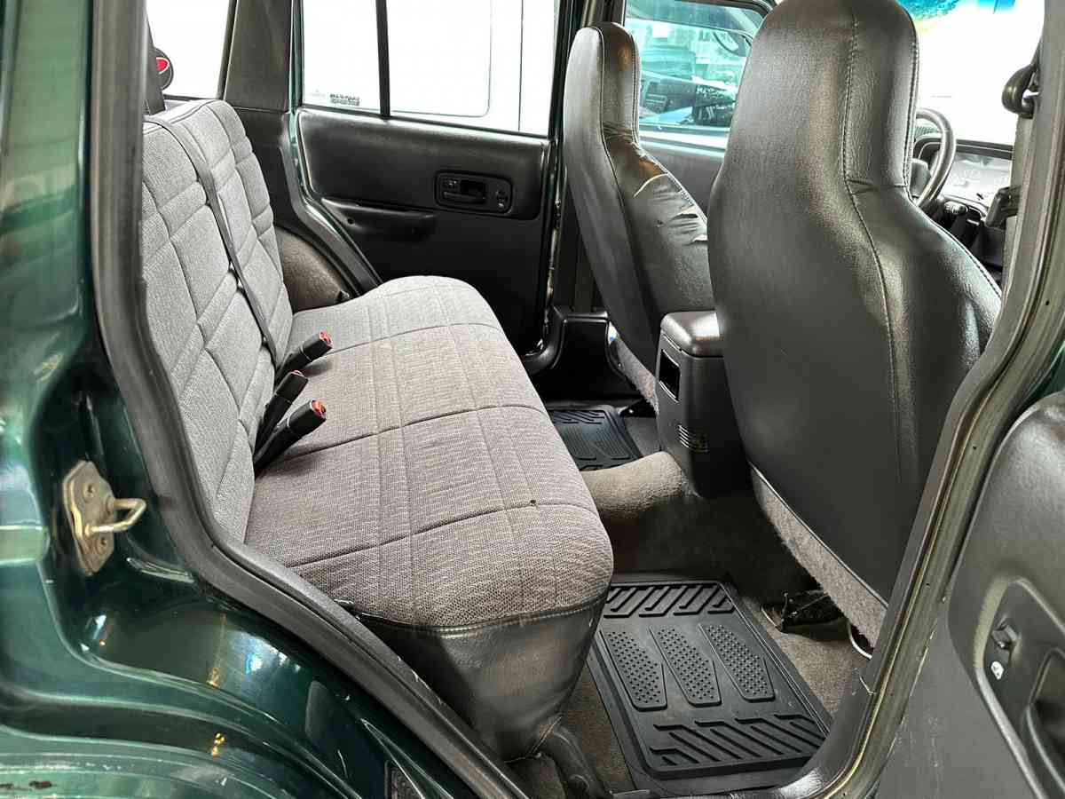 CASH Jeep Cherokee V6 1999 - West Jordan, Utah - FleaMarketBay