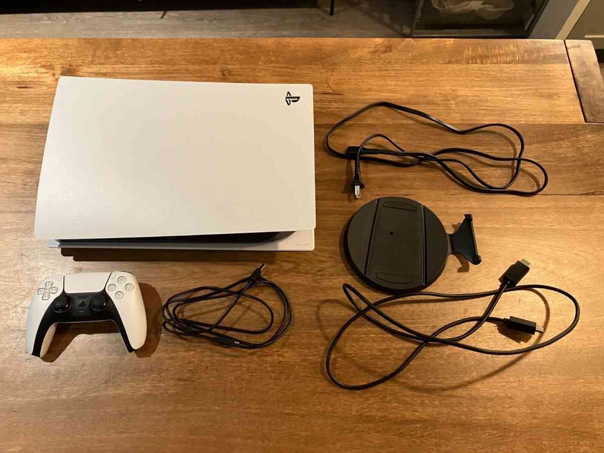 play station 5 - Los Angeles, California - FleaMarketBay