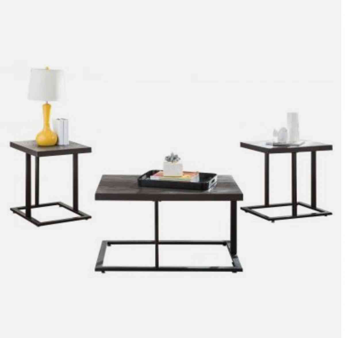 three coffees tables - Waipahu, Hawaii - FleaMarketBay