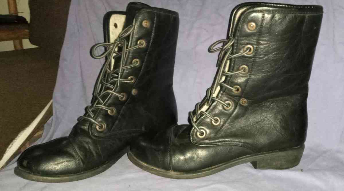 womens leather riding boots - Akron, Ohio - FleaMarketBay